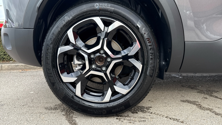 Citroen C5 Aircross 1.2 Hybrid 145 Max Edition 5dr Auto Petrol Hatchback